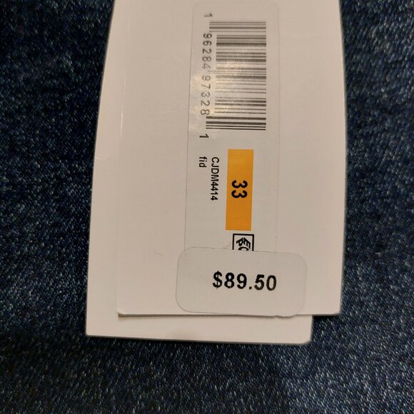 BNWT Ladies Calvin Klein Jeans - Picture 2 of 5